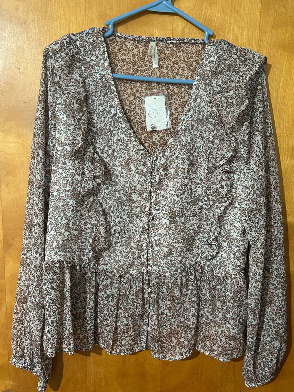 NWT Floral Ruffle Blouse